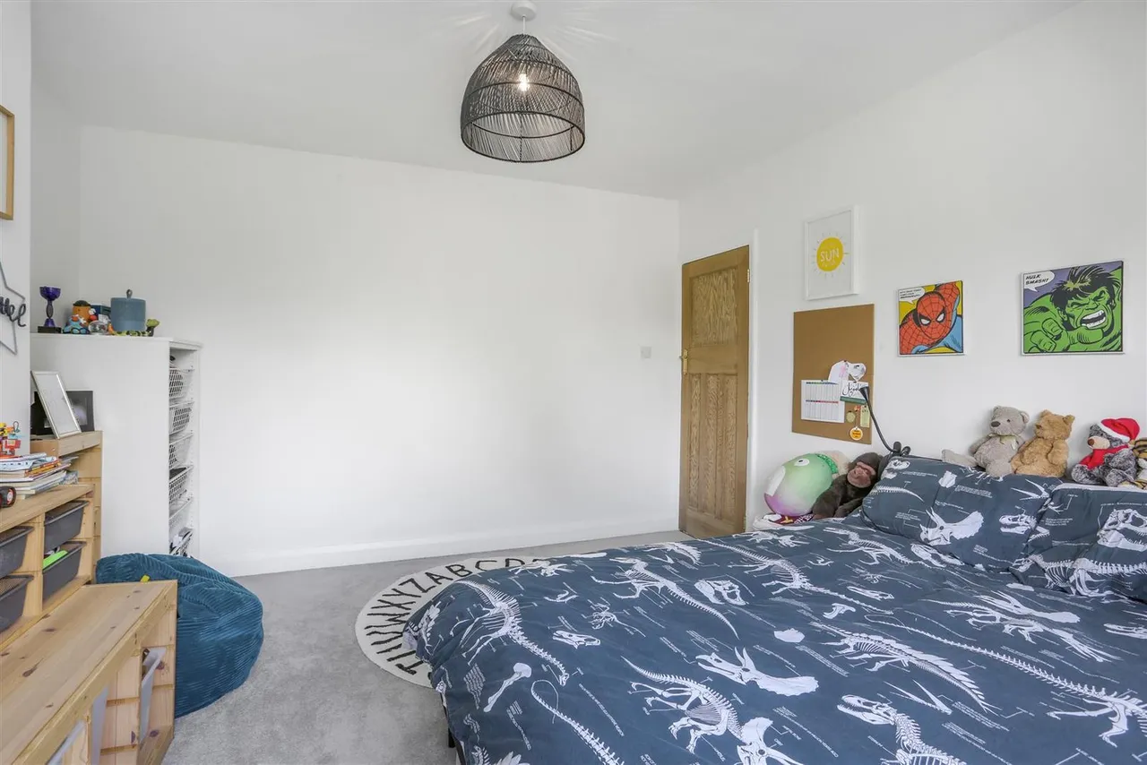 Fairway, Carshalton, SM5 4HS, photo 25