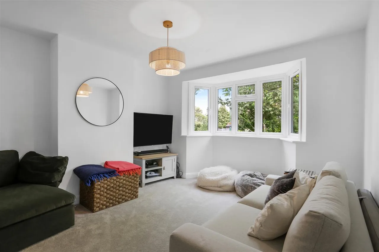 Fairway, Carshalton, SM5 4HS, photo 2