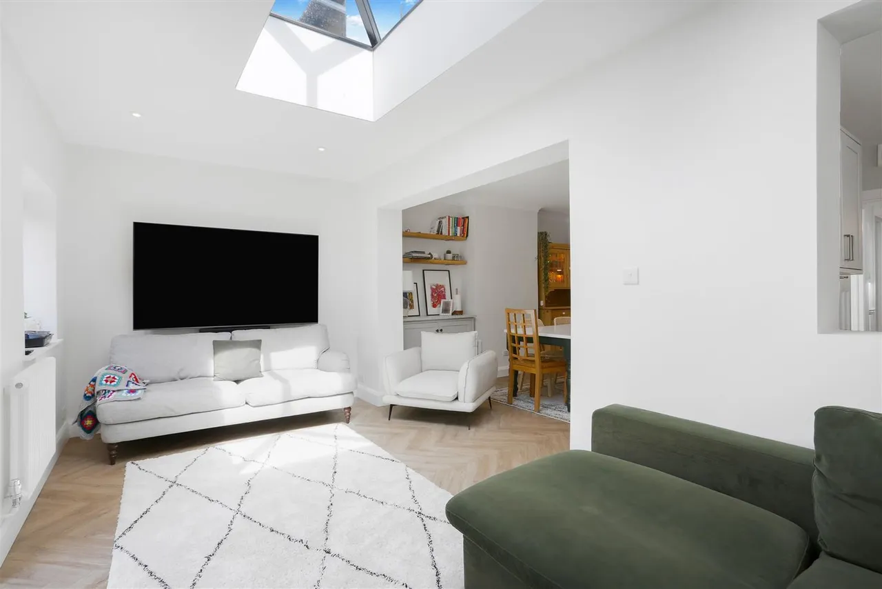 Fairway, Carshalton, SM5 4HS, photo 13