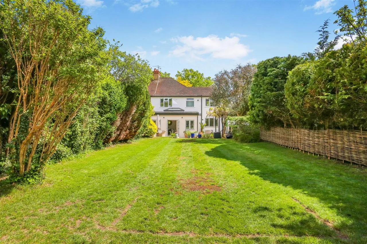 Fairway, Carshalton, SM5 4HS, photo 19