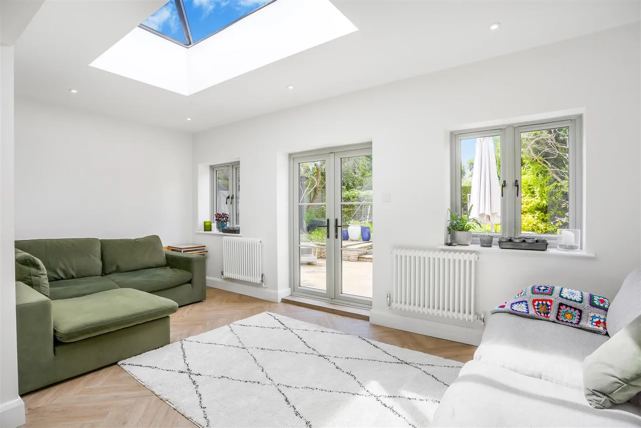 Fairway, Carshalton, SM5 4HS, photo 11