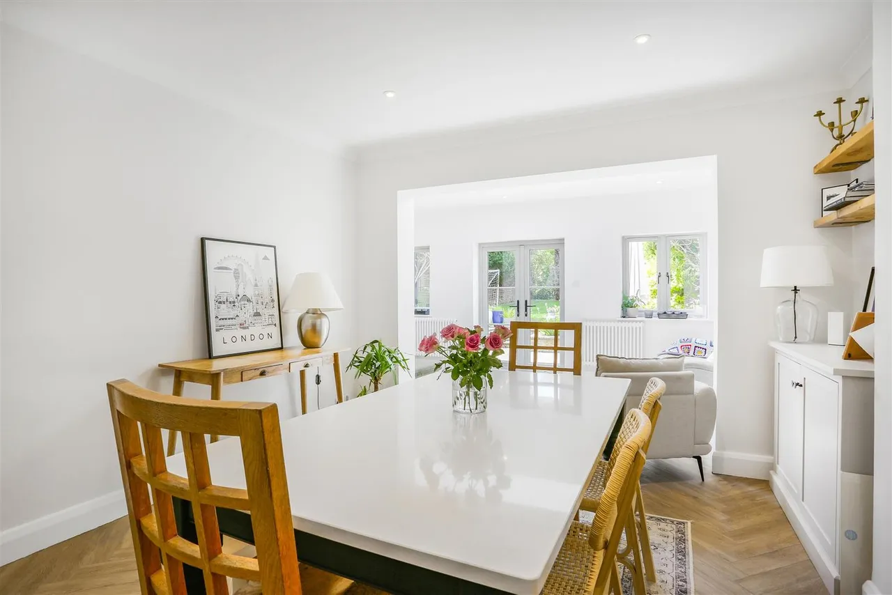 Fairway, Carshalton, SM5 4HS, photo 10