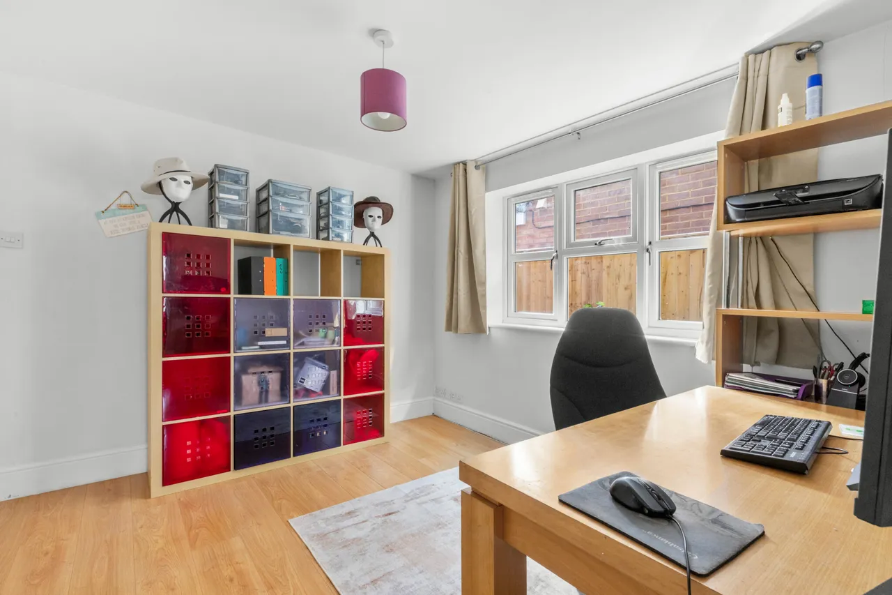 Churchway, Haddenham, HP17, photo 6