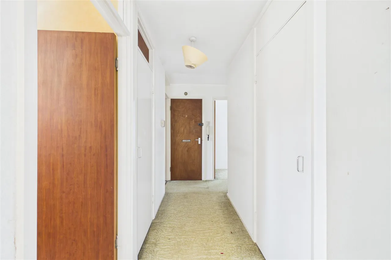 Wellington Place, Frenchay, BS16, photo 3