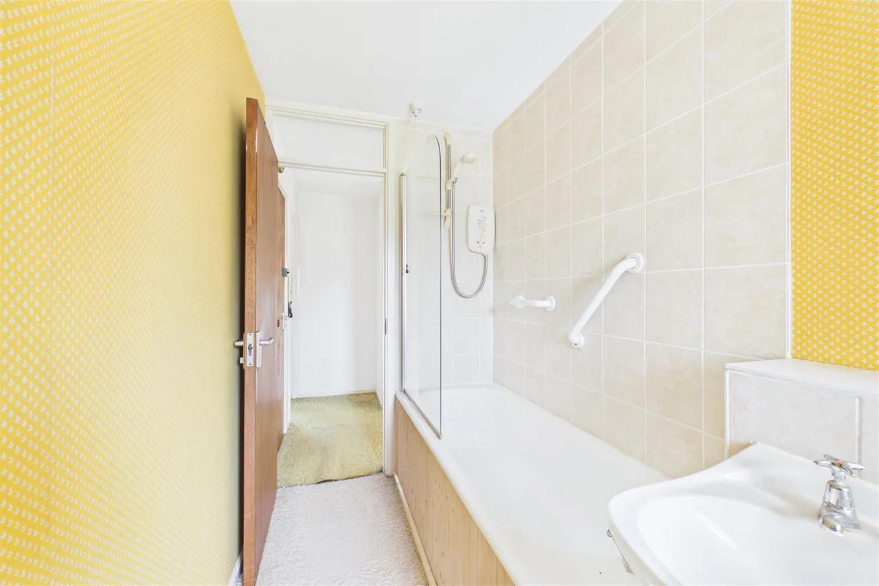 Wellington Place, Frenchay, BS16, photo 19