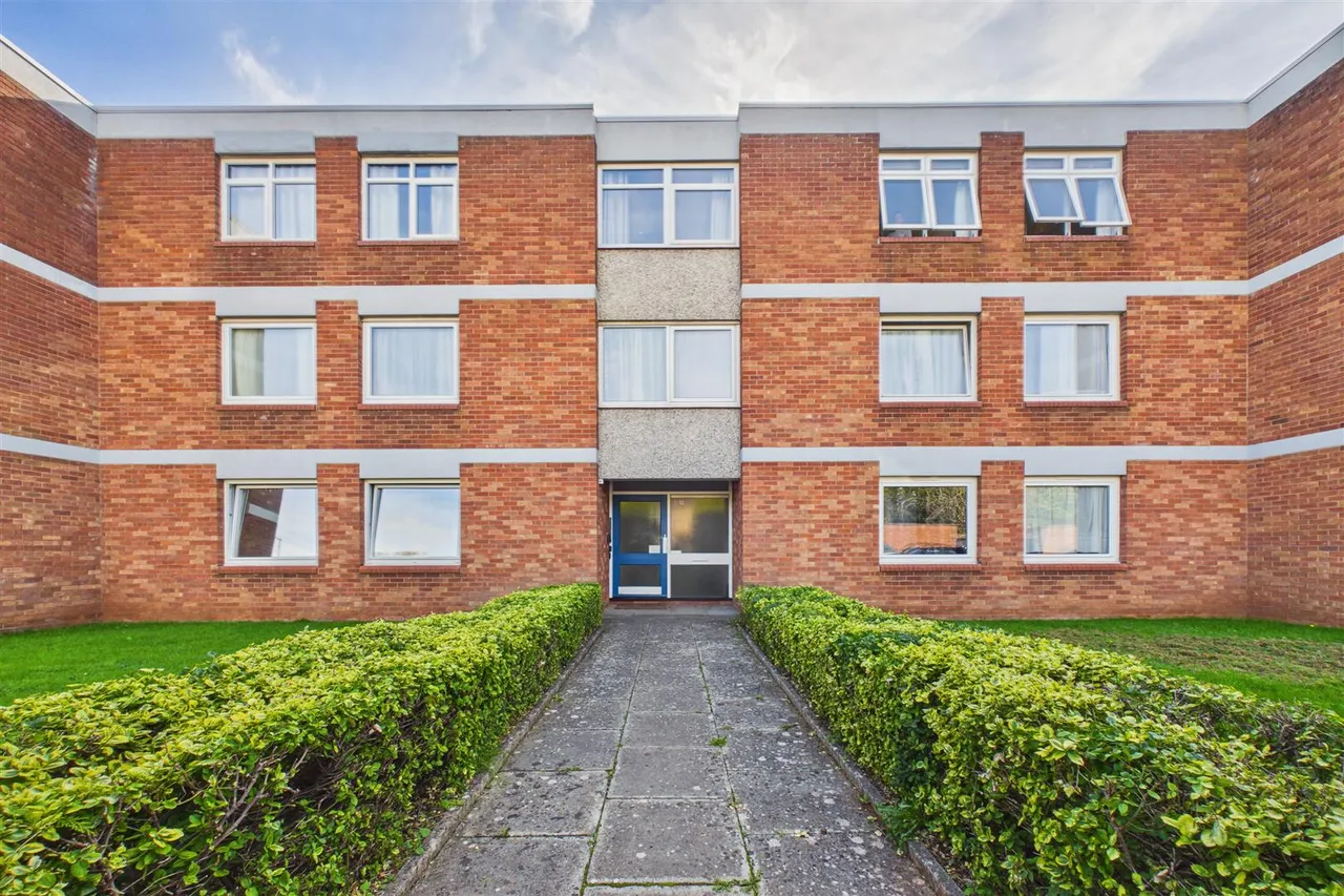 Wellington Place, Frenchay, BS16, photo 20