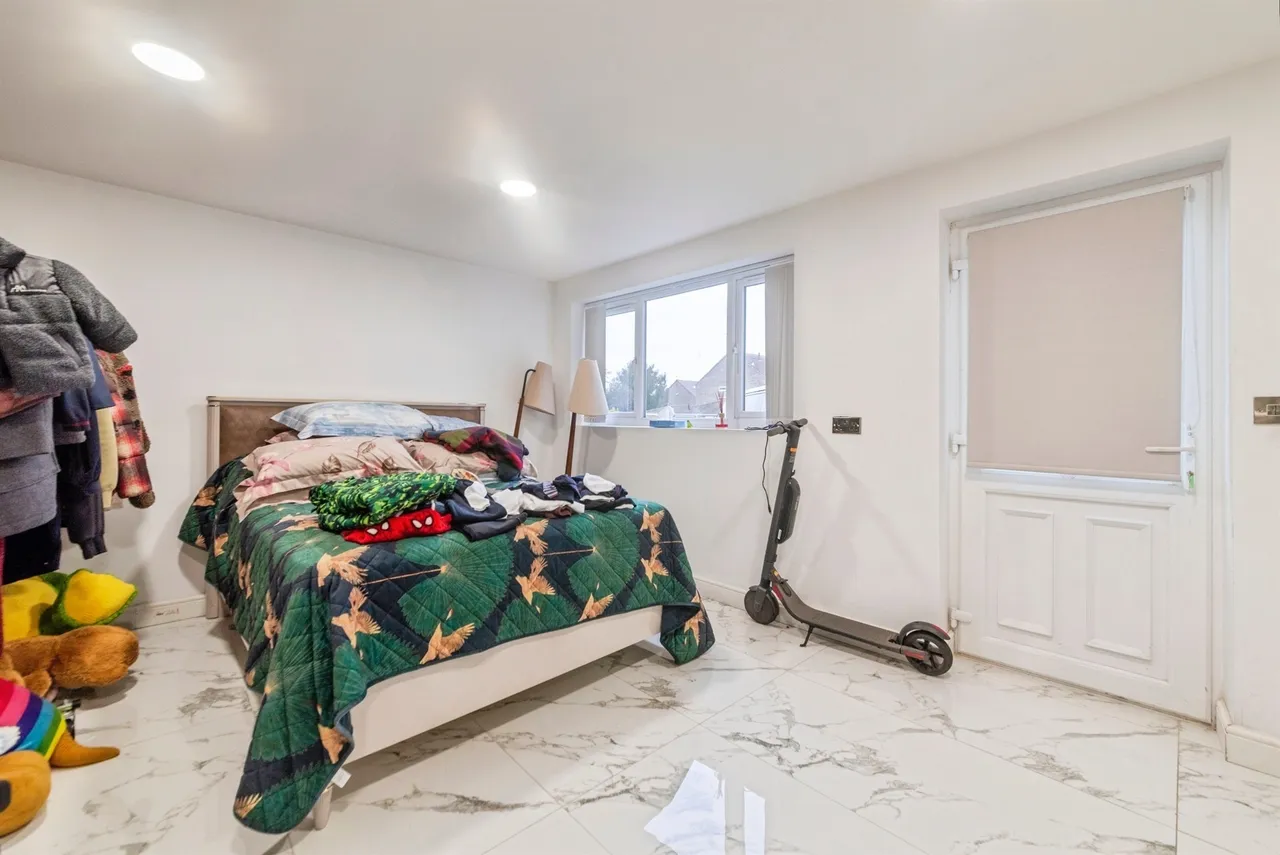 Fourth Avenue, Grantham, NG31, photo 13