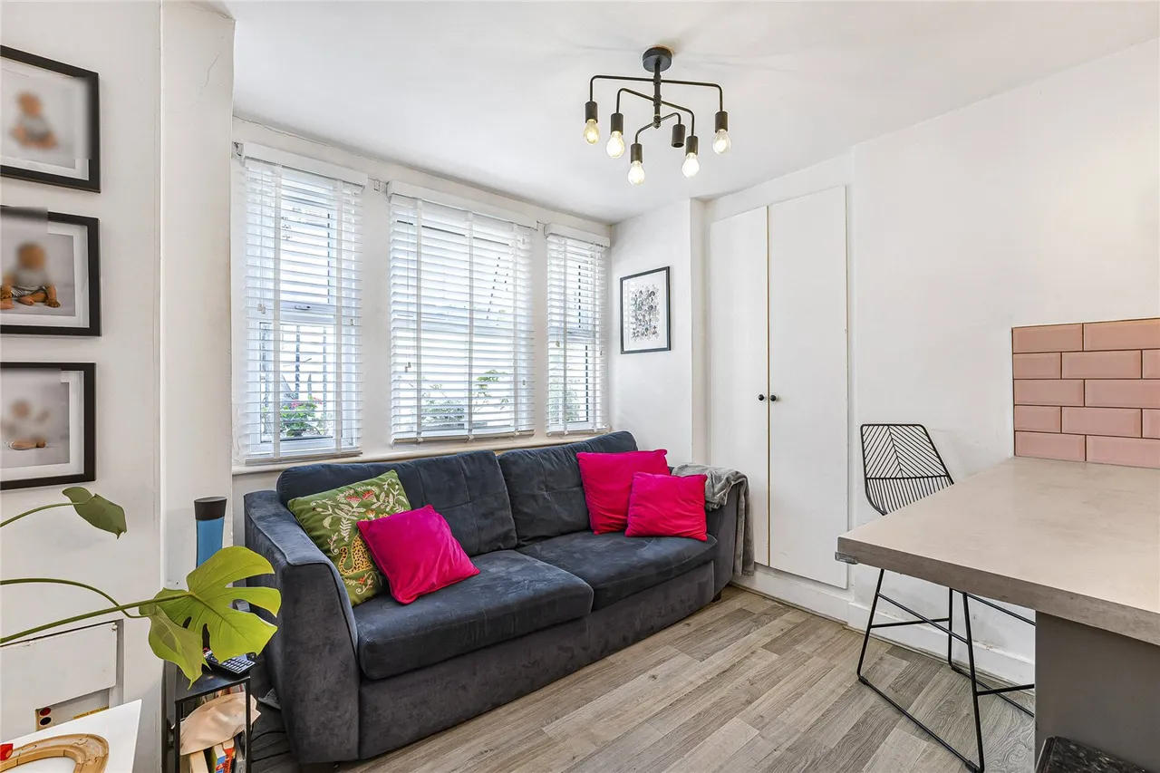 Waverley Road, Plumstead, SE18, photo 11
