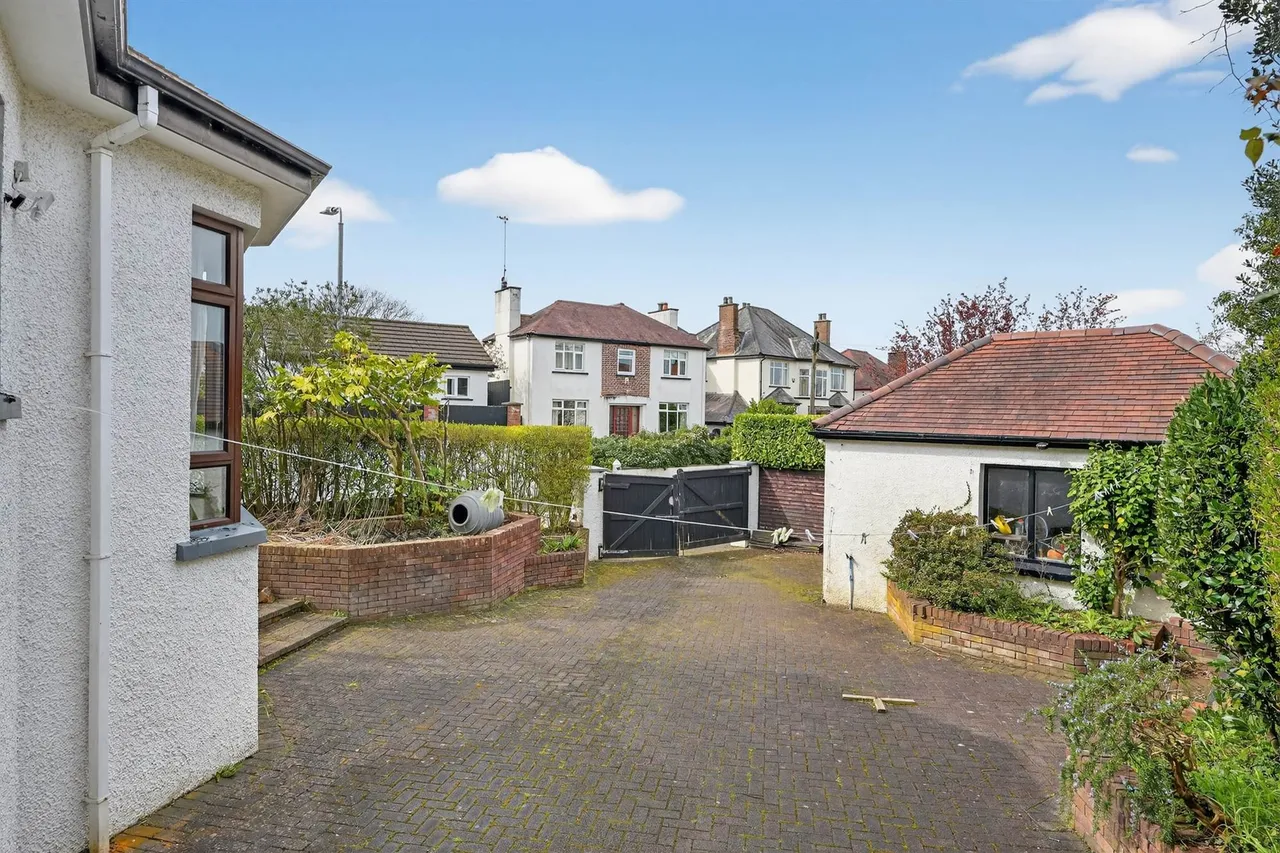 Malone Road, Belfast, BT9, photo 35