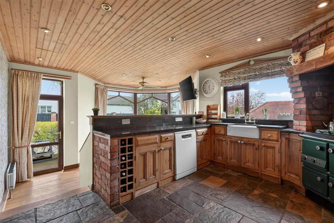 Malone Road, Belfast, BT9, photo 14