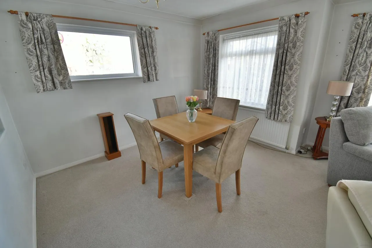 Canterbury Close, BH22, photo 6