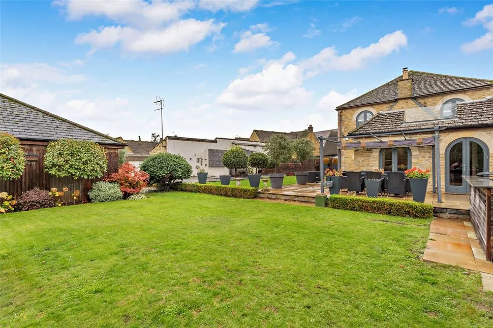 Station Road, Nassington, Northamptonshire, PE8, photo 10