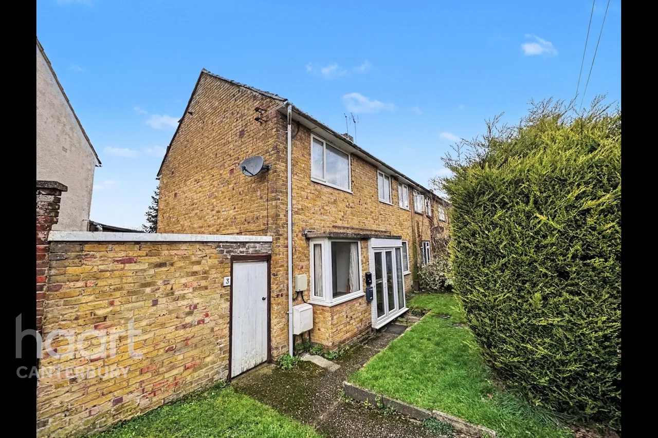 2 bed flat for sale, Sussex Walk, Canterbury, CT1