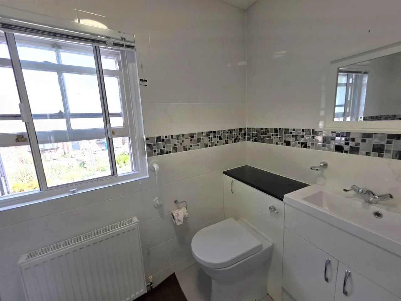 Scalby Road, Scarborough YO12 5QB, photo 12