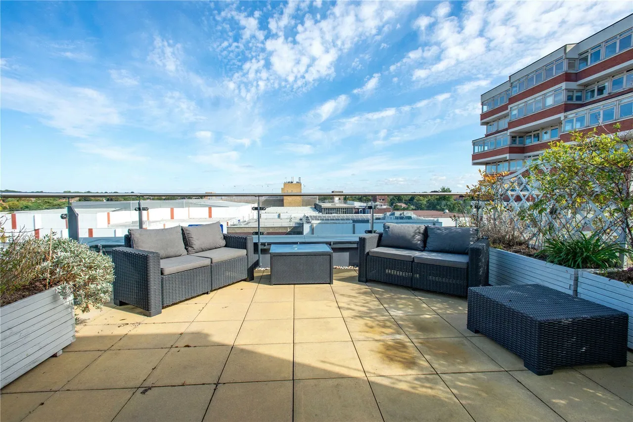Homefield Rise, Orpington, BR6, photo 5