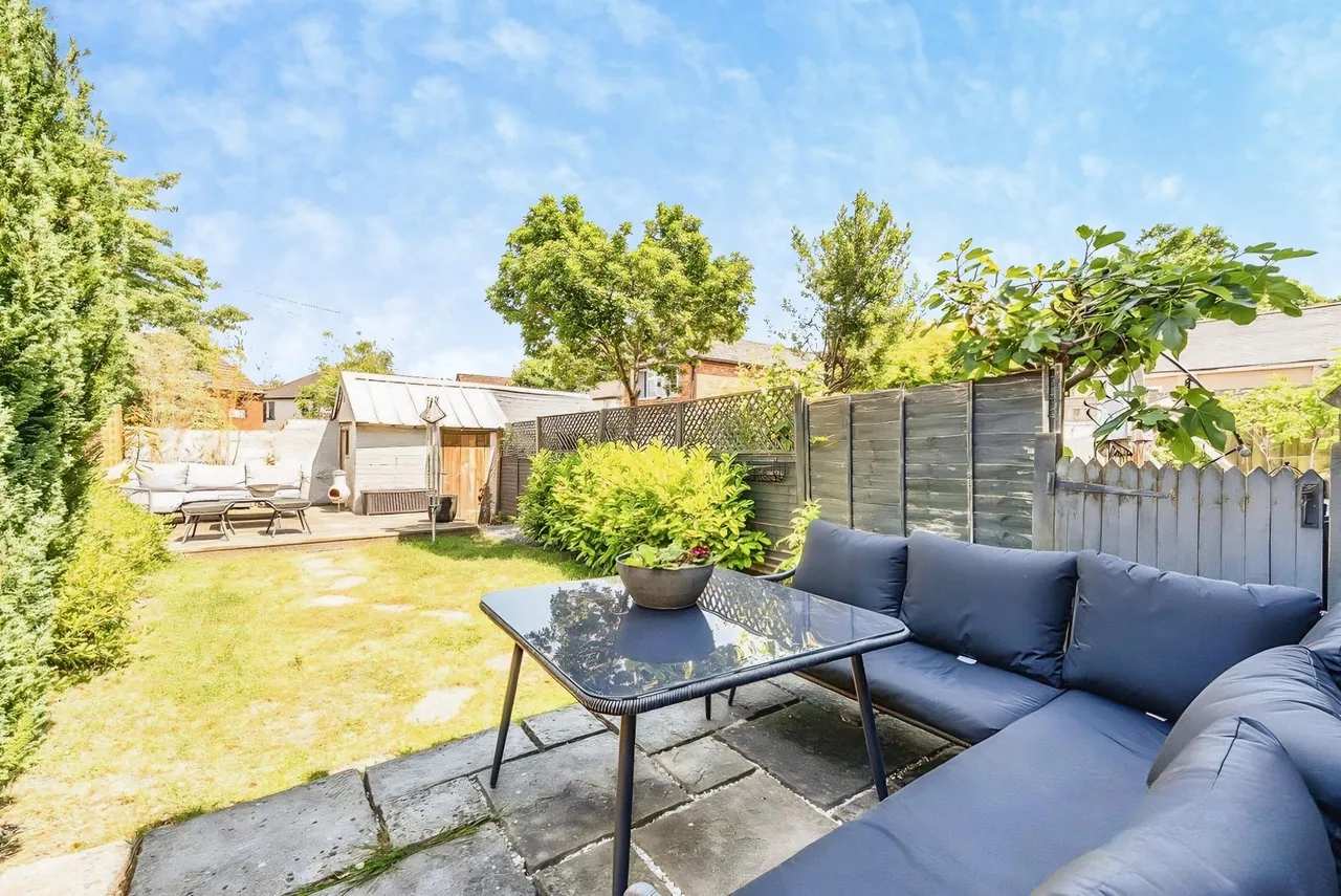 Sarum Hill, Basingstoke, Basingstoke, RG21 8SS, photo 17