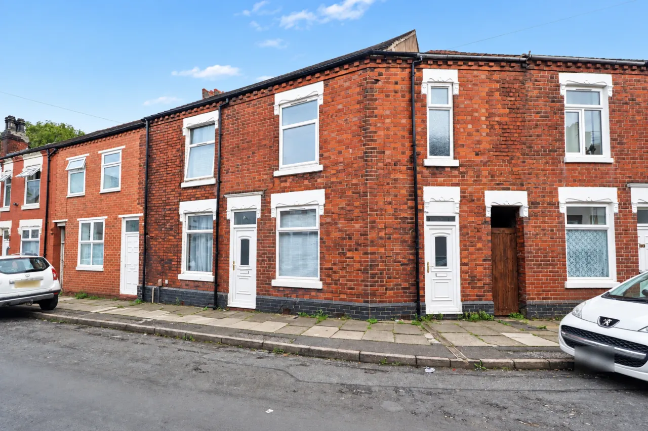3 bed property for sale, Winifred Street, Hanley, ST1