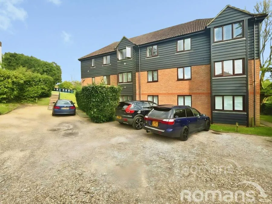 1 bed flat for sale, Fairview Gardens, Farnham, GU9