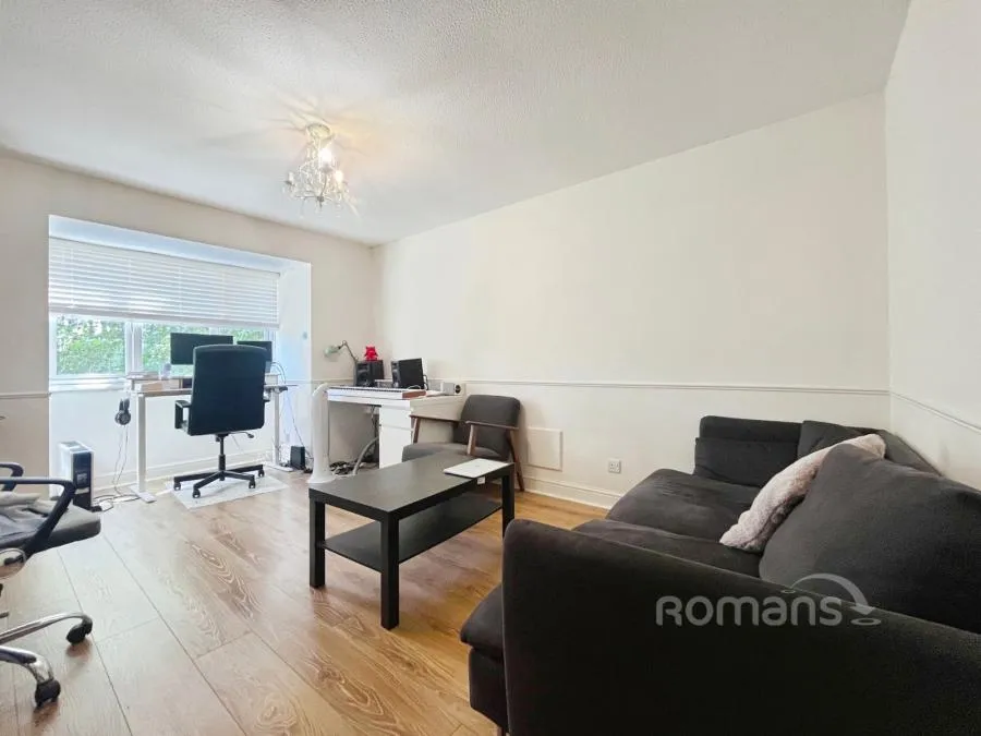 Fairview Gardens, Farnham, GU9, photo 6