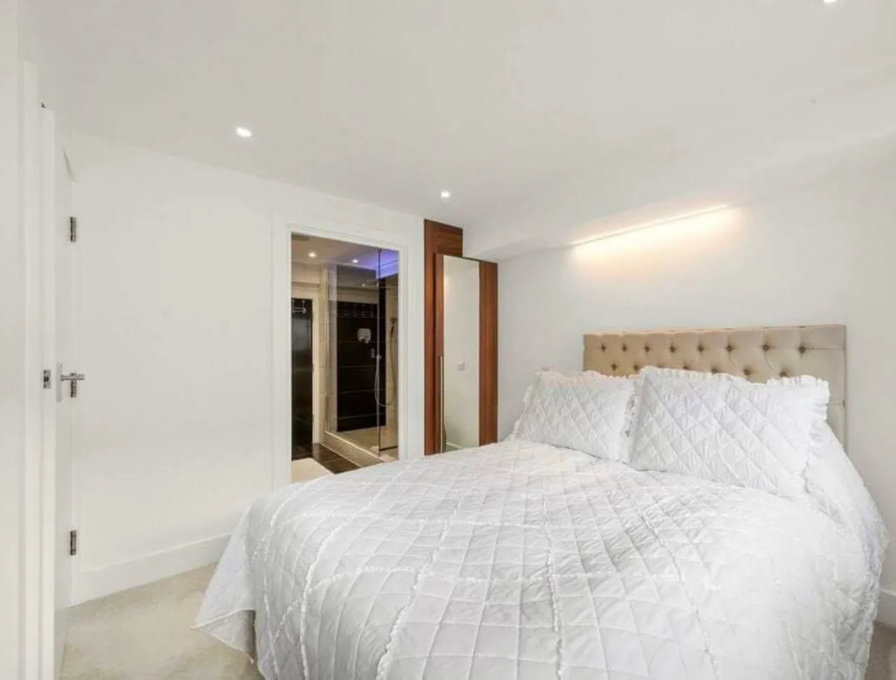 Flat 123, Building 22, Cadogan Road, London, photo 10