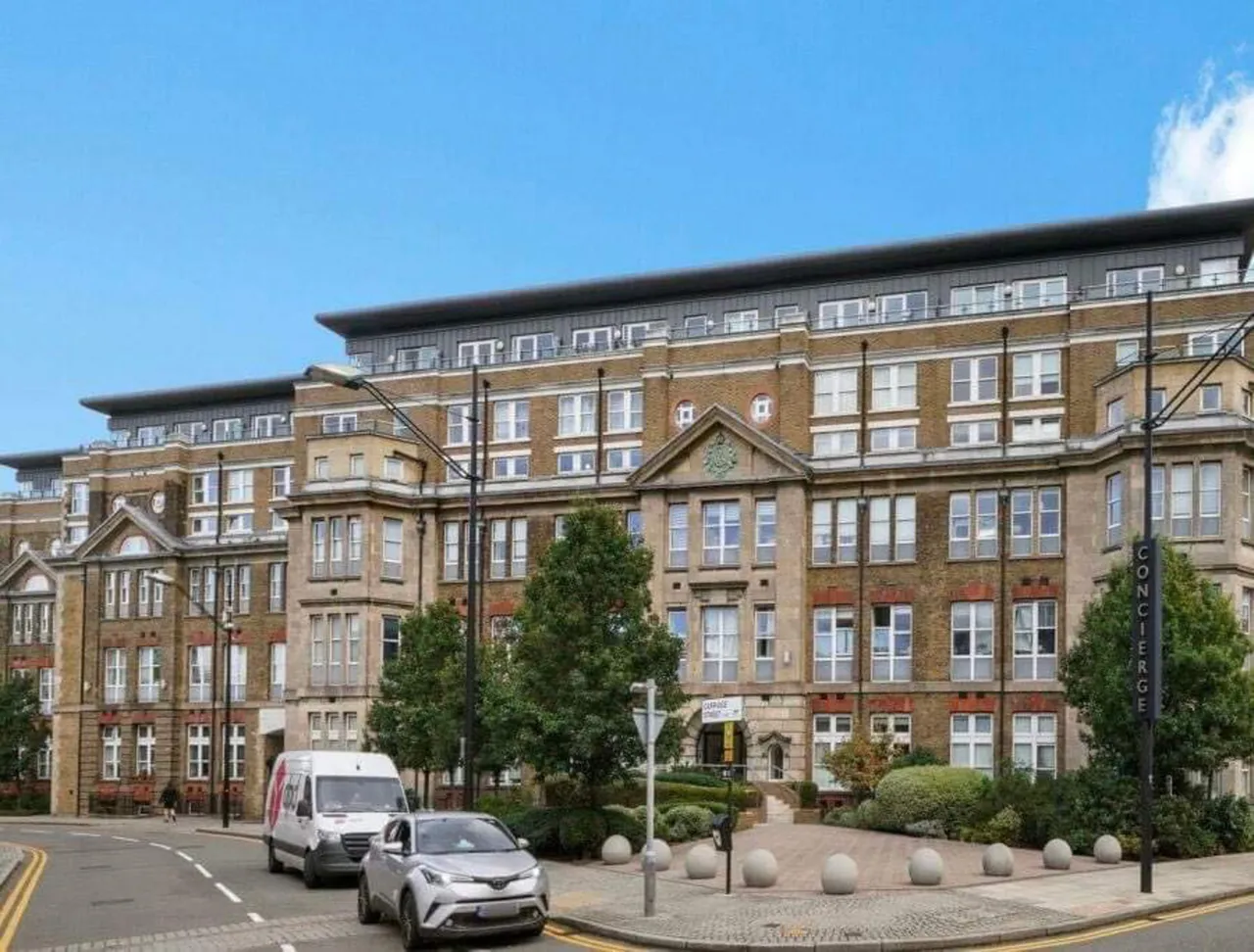 2 bed flat for sale — Flat 123, Building 22, Cadogan Road, London