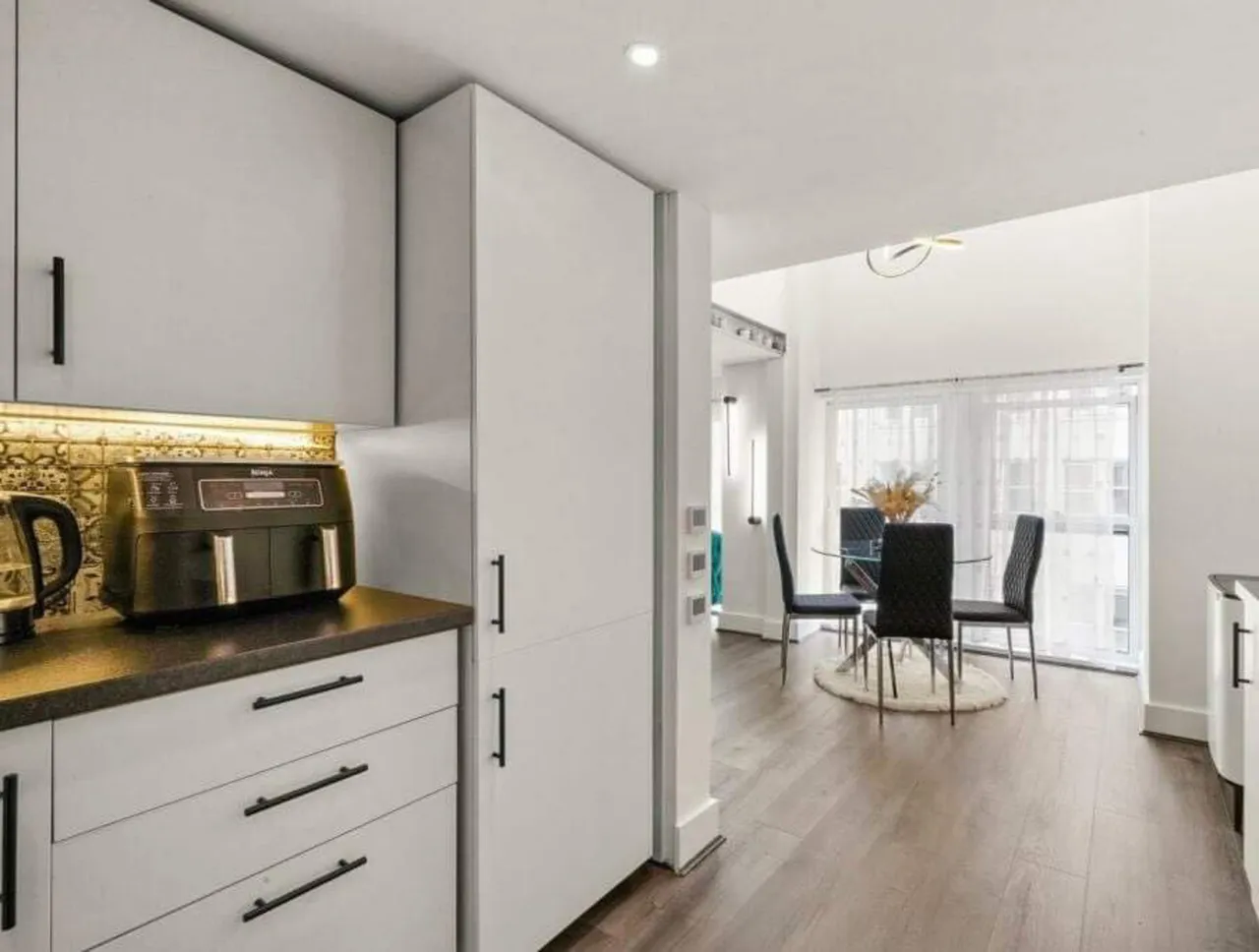 Flat 123, Building 22, Cadogan Road, London, photo 9