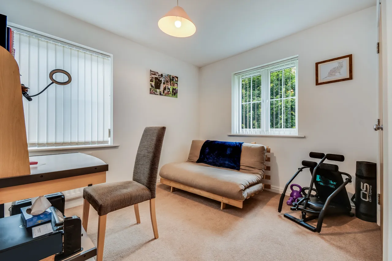 18 Lambourne Chase, Great Baddow, Chelmsford, Essex, CM2 9FF, photo 16