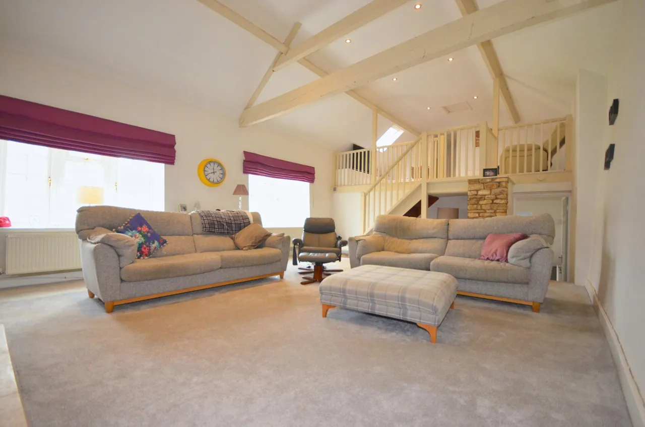Glebe Road, North Luffenham, LE15, photo 2