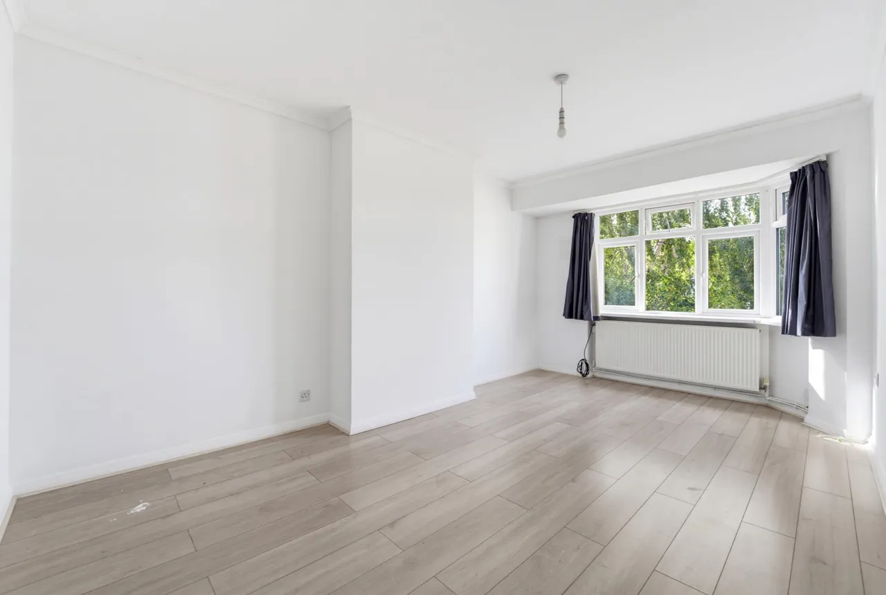 Blackberry Farm Close, Hounslow, TW5 9EH, photo 9