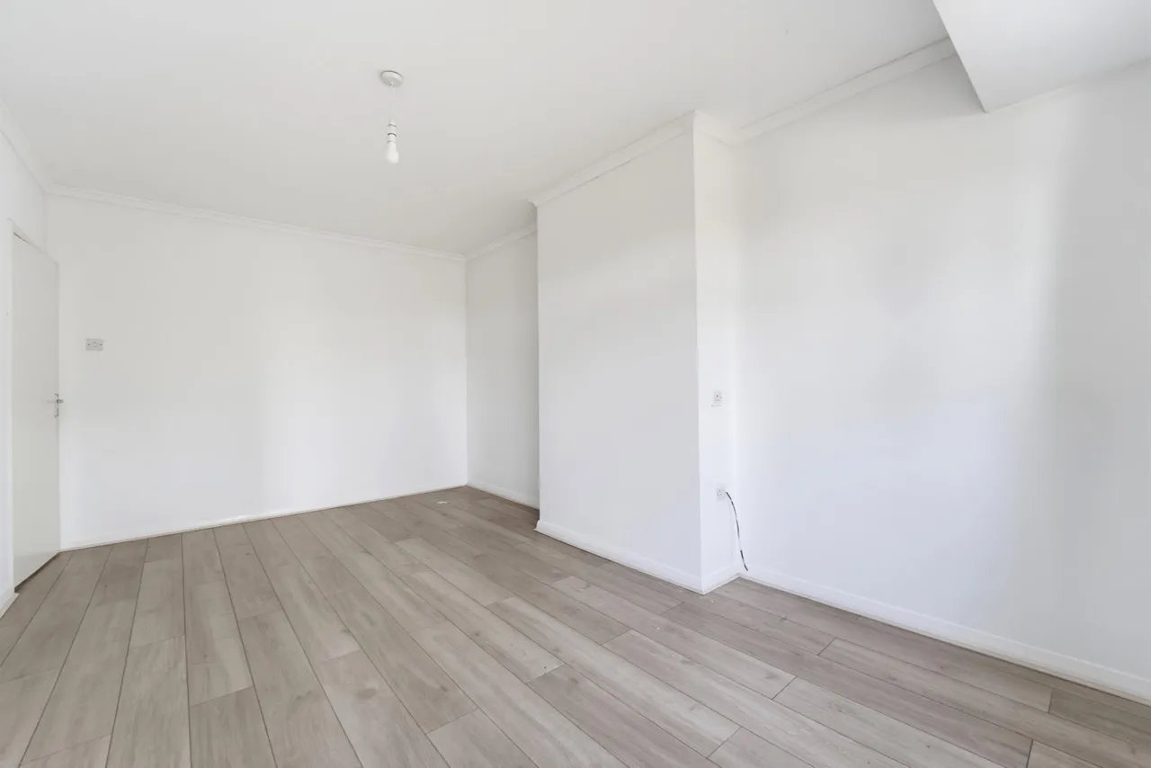 Blackberry Farm Close, Hounslow, TW5 9EH, photo 10