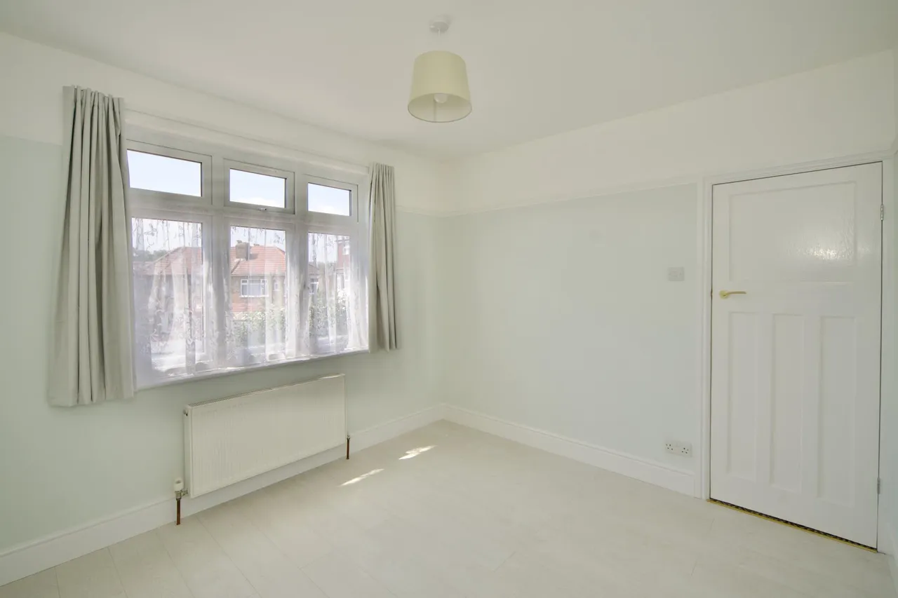 Churchbury Lane, Enfield, EN1, photo 10