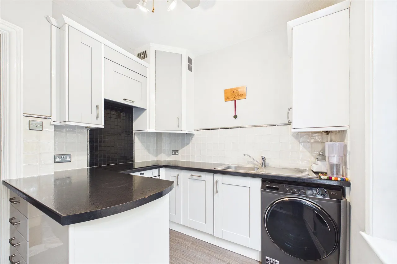 Church Hill, Camberley, GU15, photo 6