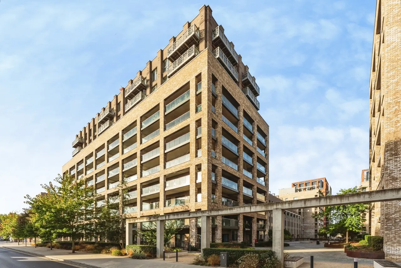 Shipbuilding Way, Upton Park, E13, photo 6