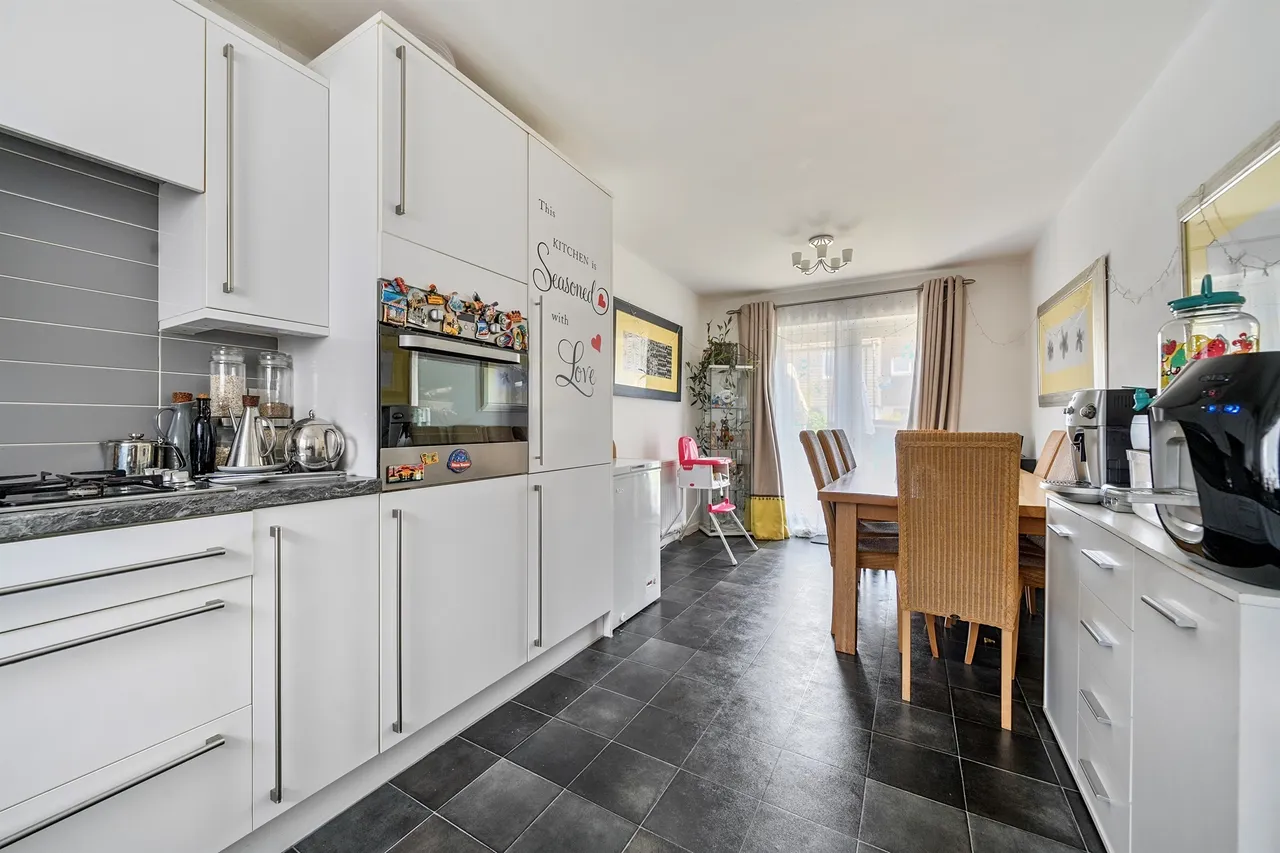 Millson Close, London, photo 10