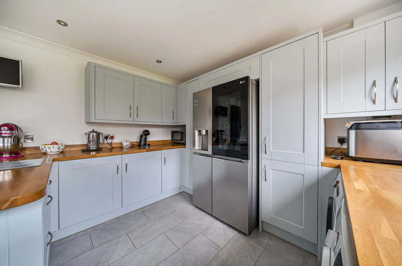 Jones Square, Selsey, PO20, photo 10