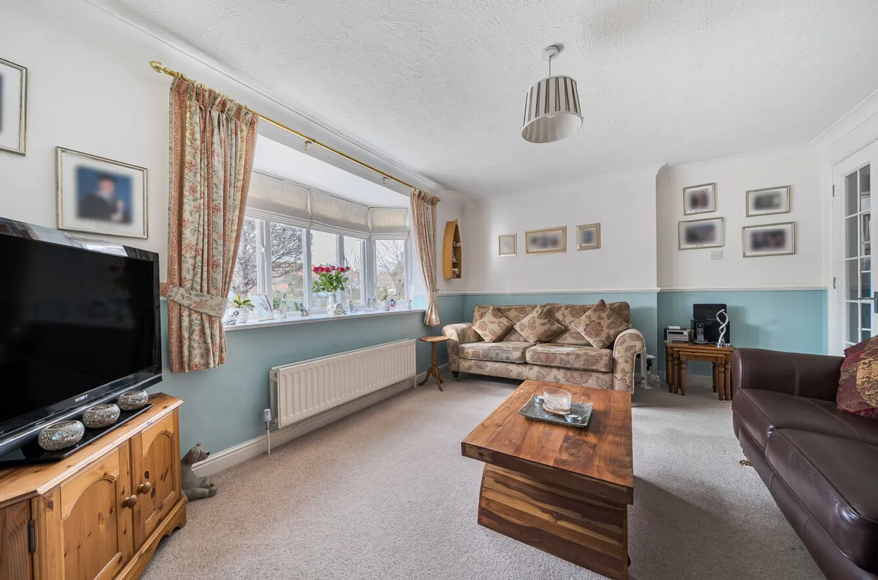 Jones Square, Selsey, PO20, photo 4
