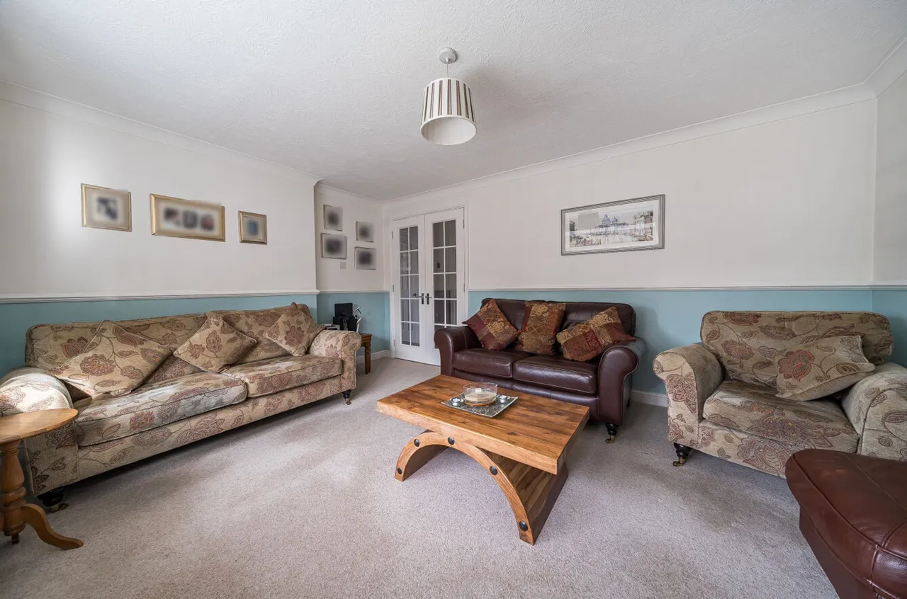Jones Square, Selsey, PO20, photo 2
