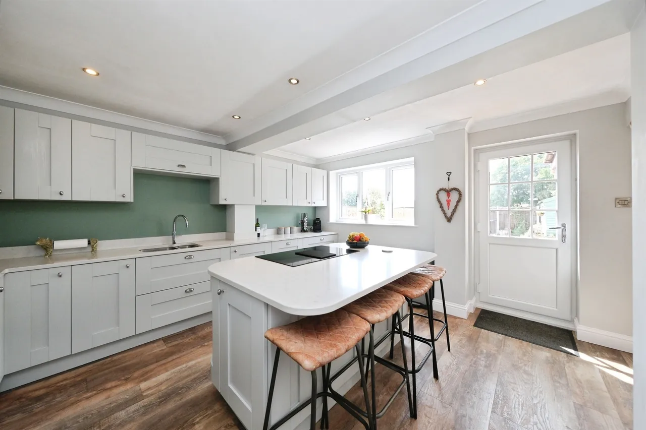 Church Street, Horsley, DE21, photo 2