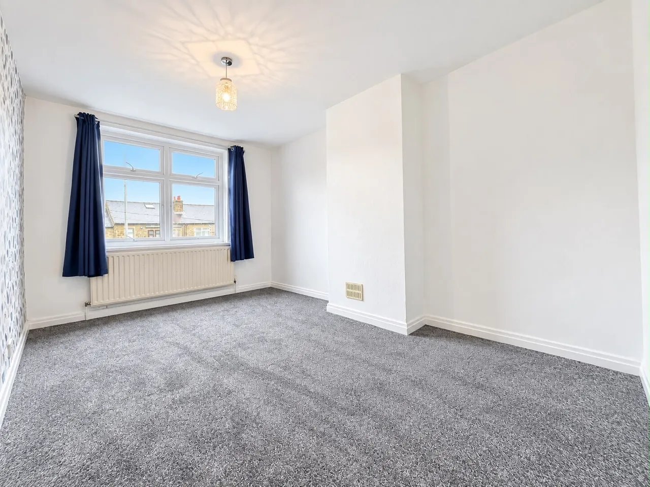Oakworth Road, Keighley, BD21, photo 5
