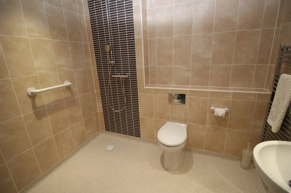 Slade Road, Bristol, BS20, photo 5