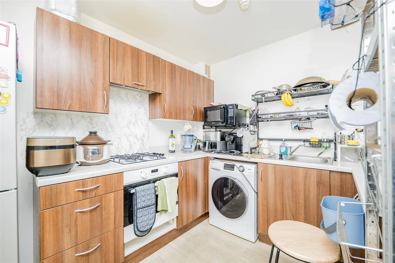 Ffordd Penrhyn, Barry, CF62 5DH, photo 2