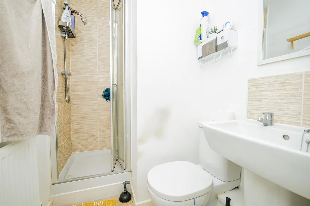 Ffordd Penrhyn, Barry, CF62 5DH, photo 9