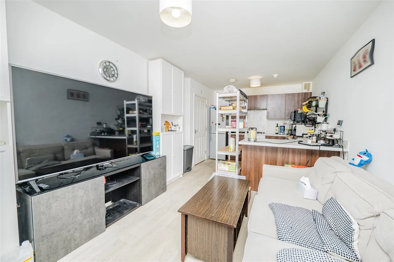 Ffordd Penrhyn, Barry, CF62 5DH, photo 5