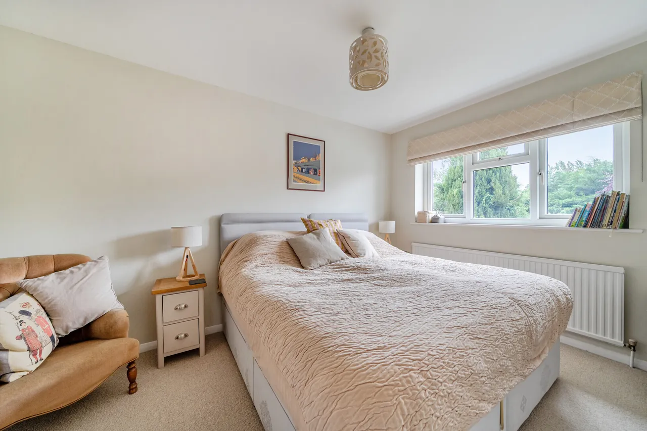 Newark Road, Windlesham, GU20, photo 7