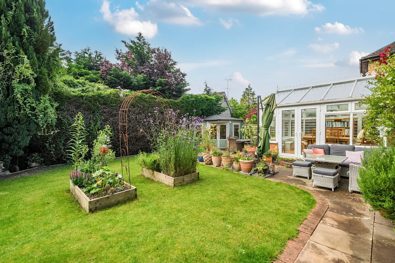 Newark Road, Windlesham, GU20, photo 10