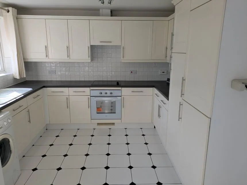 Geddes Close, Hawkinge, CT18, photo 9