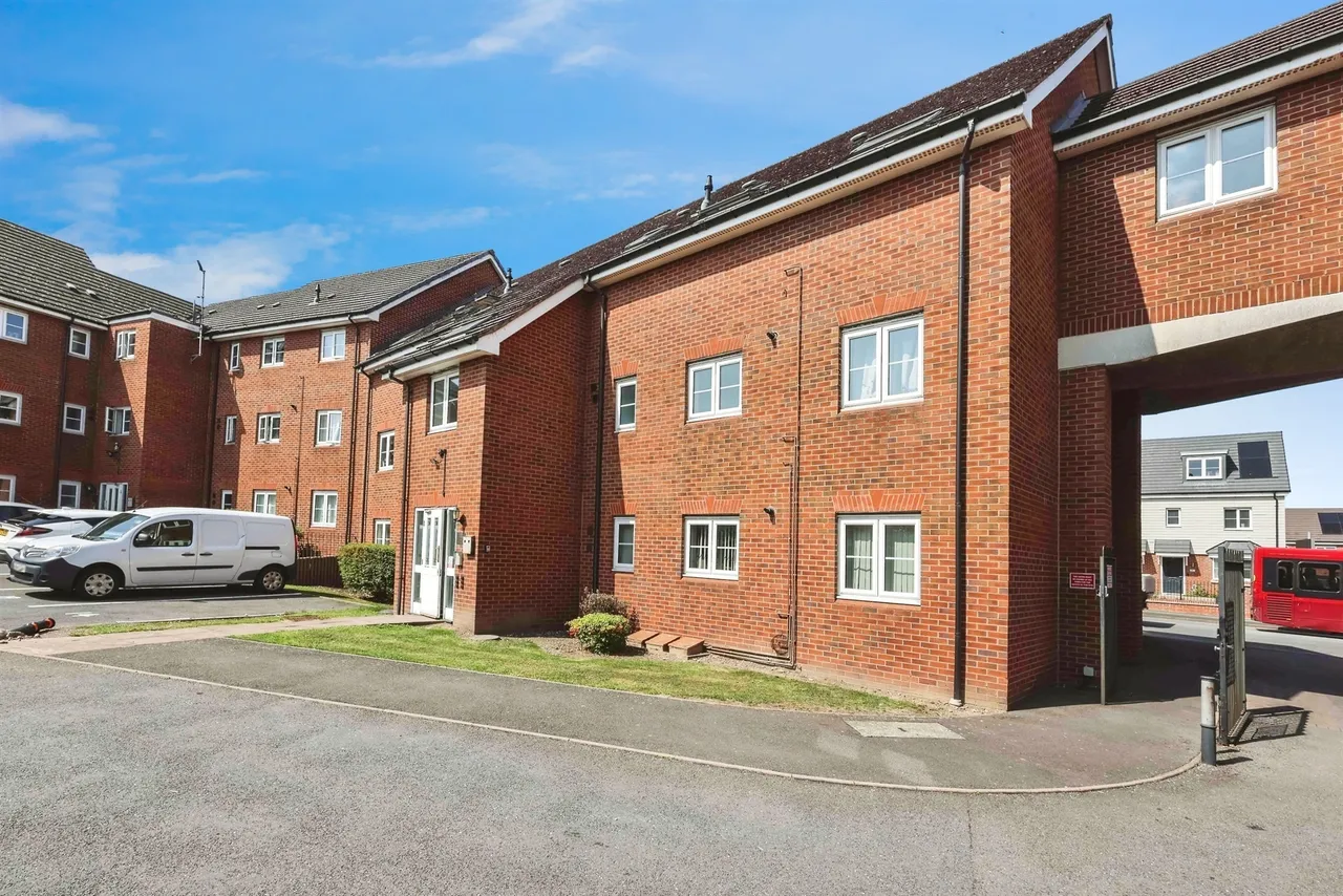 Kellner Gardens, OLDBURY, photo 17