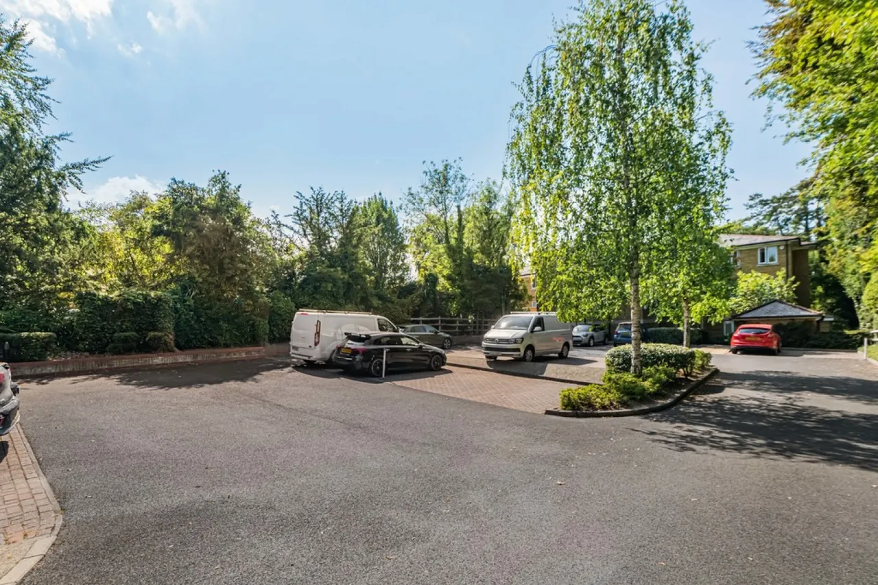 Tupwood Lane, CR3, photo 18