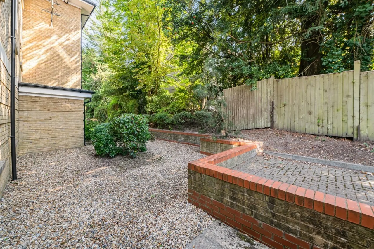 Tupwood Lane, CR3, photo 20