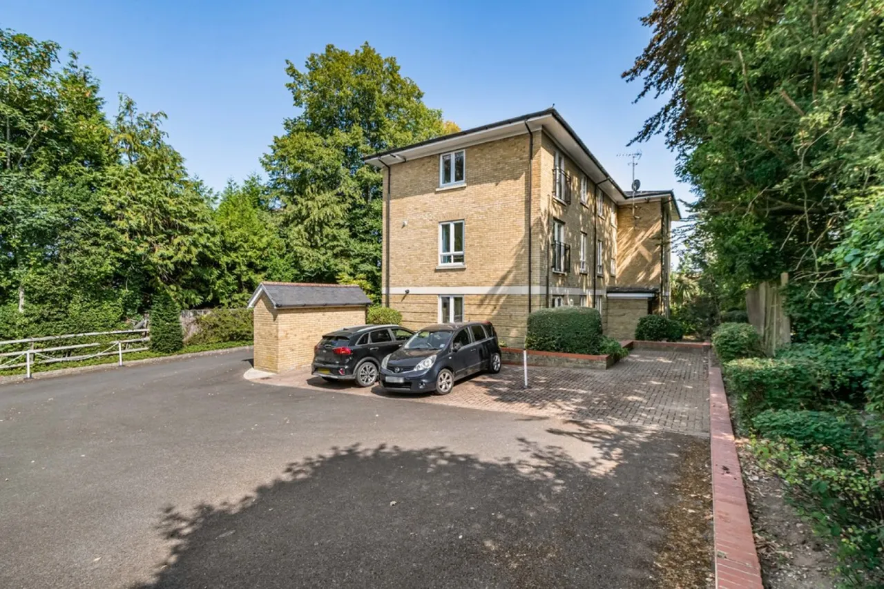 Tupwood Lane, CR3, photo 17